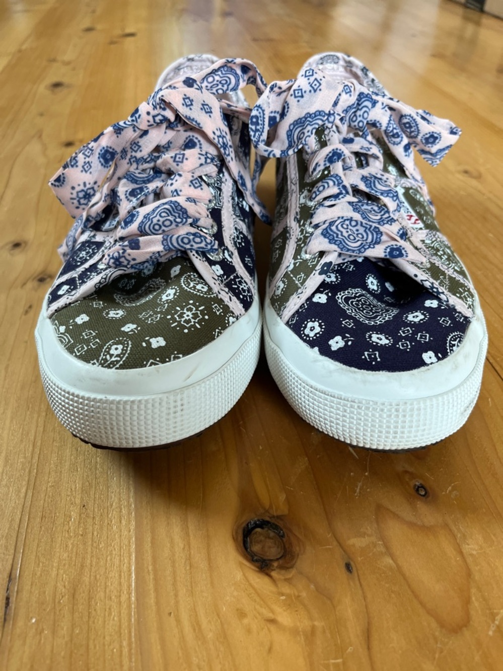 Superga Low-Top Lace Up Sneakers in Navy Blue & Olive Green Paisley Pattern - Picture 5 of 8